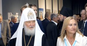 В Храме Христа Спасителя открылась выставка «Москва и жизнь. Возрождение московского Храма» в память о Юрии Лужкове Открытие выставки